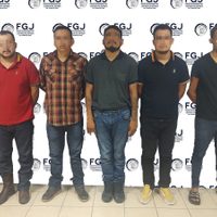 La Fiscalía de Tamaulipas presenta a los cinco hombres entregados por el Cártel del Golfo