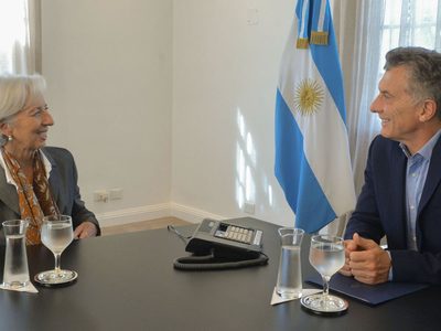 Un diputado quiere que Macri y sus funcionarios paguen la deuda con el FMI con su patrimonio