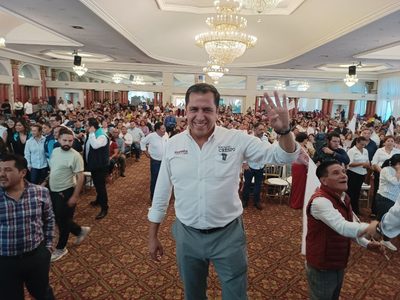 Diputado morenista defiende contrato asignado a sus hermanos para construir viviendas del Bienestar