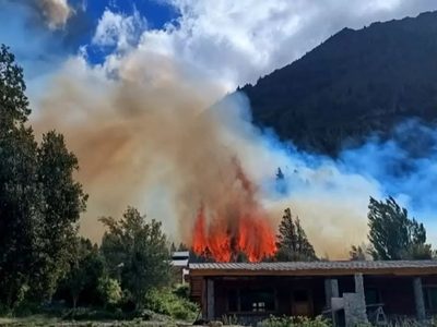 El incendio en Puerto Patriada está contenido en un 100%