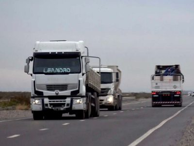 Medidores de flujo vehicular en rutas de Vaca Muerta detectaron conductas temerarias de conductores