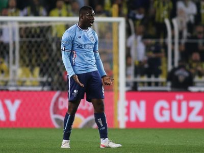 Sorpresa total: el humilde club español que está a detalles de sumar a Mario Balotelli