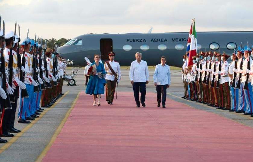 El presidente Andrés Manuel López Obrador llegó a La Habana, Cuba