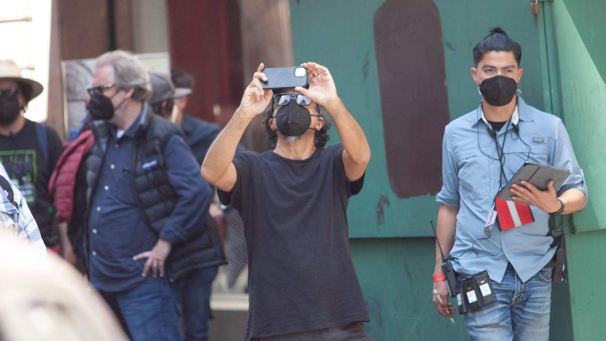 El cineasta Alejandro González Iñárritu filma su película "Limbo" en el centro de la CDMX