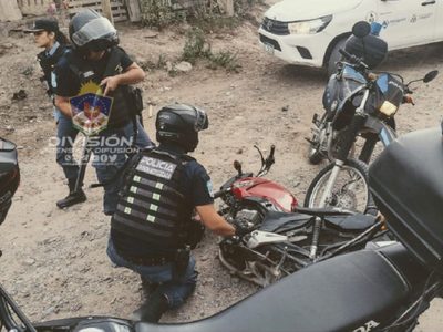 La policía demoró a un sujeto que intentó huir de un operativo