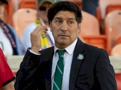 De tocar el cielo con las manos a la bancarrota: el resurgir de Iván Zamorano tras su retiro
