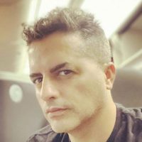Ángel De Brito tuvo que pedirle en vivo a Cinthia Fernández que dejara en paz a uno de sus invitados
