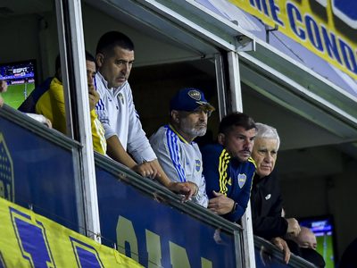 Juan Román Riquelme habló de la salida del técnico: del perdón a la gente a su enojo por una pregunta