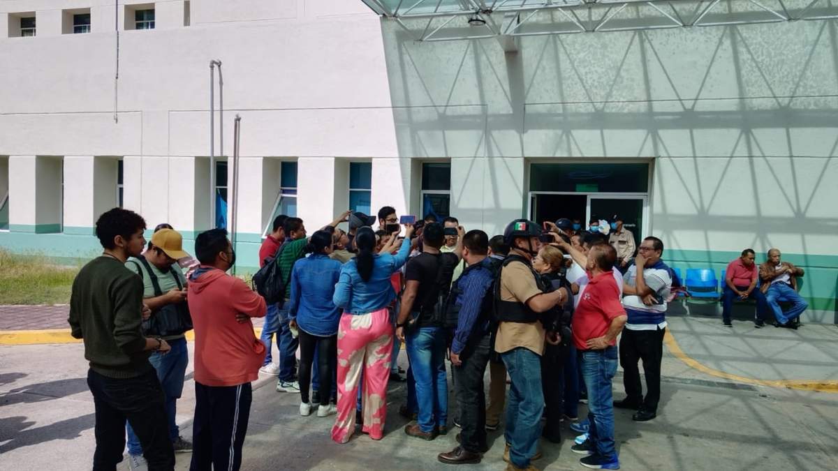 Los reporteros atacados a balazos están hospitalizados