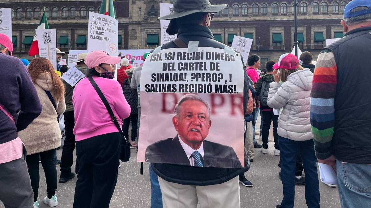 Las pancartas en el Zócalo