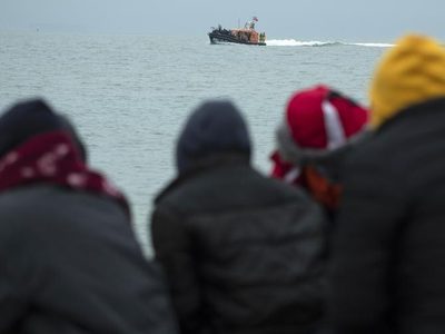 Niña migrante de 7 años muere tratando de llegar a Gran Bretaña desde Francia
