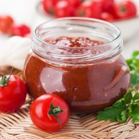 El ketchup comprado tiene más azúcar que una gaseosa: hacé este casero y en pocos pasos
