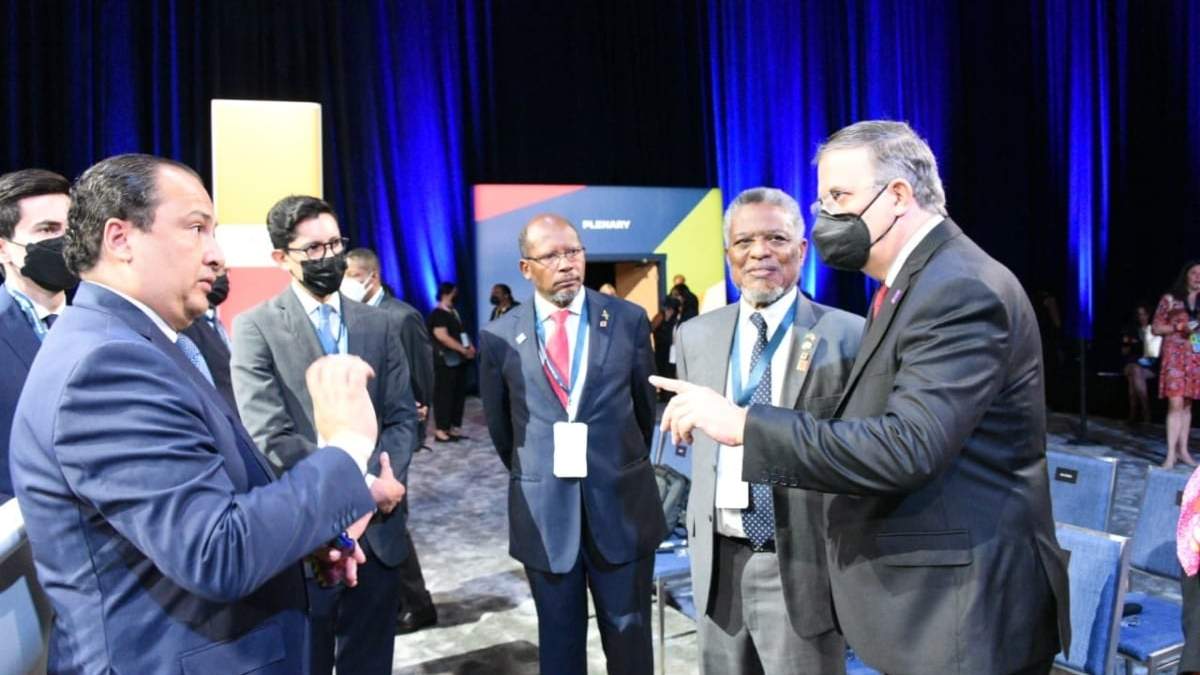 Marcelo Ebrard con cancilleres de países de América