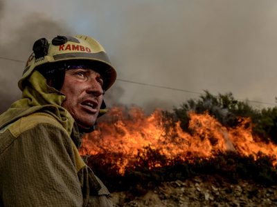 Ola de incendios forestales afectan gravemente a toda España