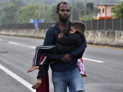 Abandonan a su suerte a 13 mil extranjeros deportados de EU a México: informe de HRW