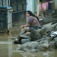 UNAM acopia y distribuye a Hidalgo, Puebla y Veracruz 240 toneladas de víveres para damnificados