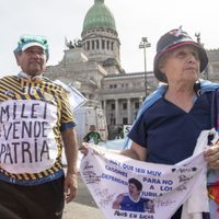 Caos y represión en la última marcha de jubilados frente al Congreso: gases y heridos