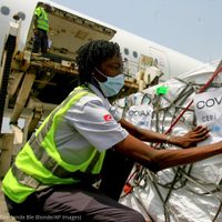 Covax espera vacunar al 20% de la población de los países pobres, pero denuncia faltantes