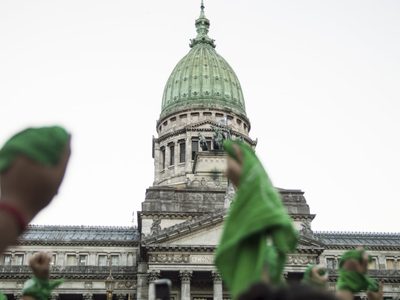 El Gobierno reglamentó las leyes de Interrupción Voluntaria del Embarazo y de los 1.000 días