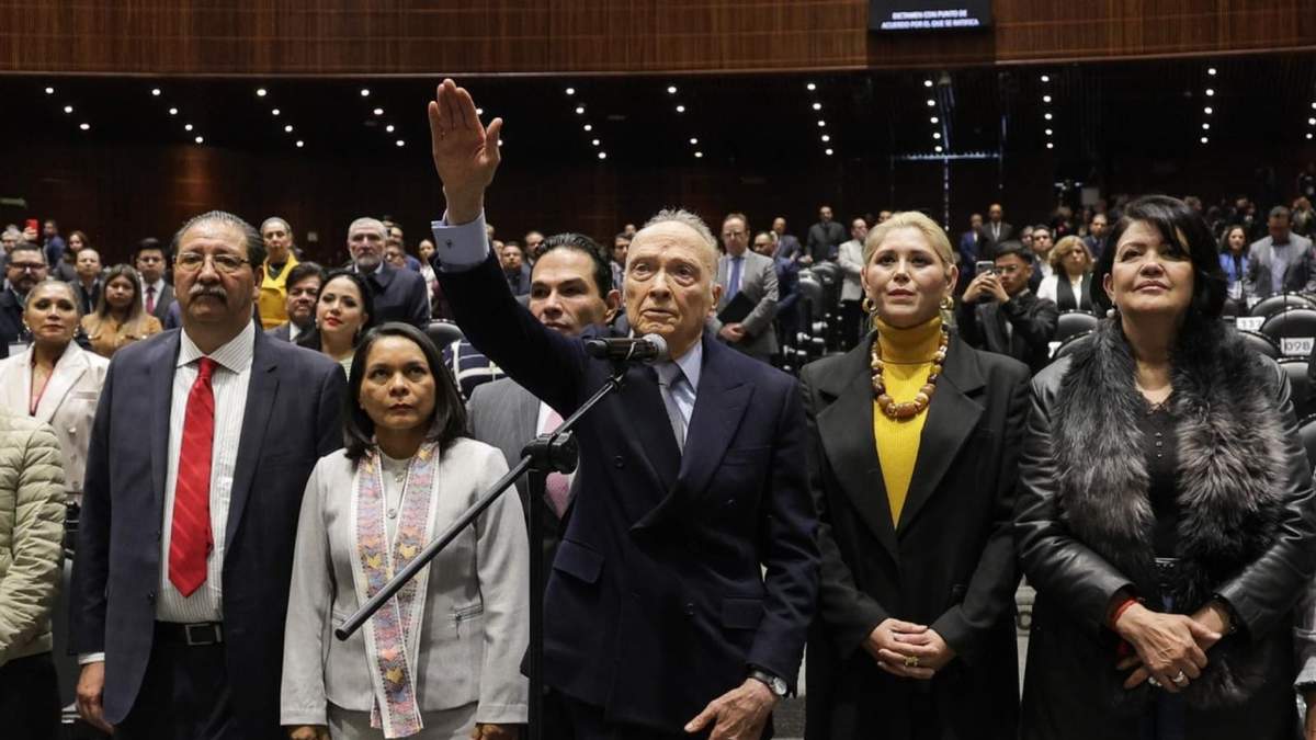 Alejandro Gertz Manero rinde protesta como Embajador de México ante el Reino Unido de la Gran Bretaña