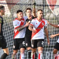Renovó hasta 2027 y con mejora salarial: la joven figura que blindó River