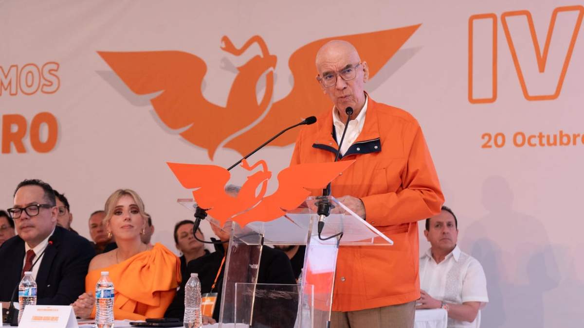 Dante Delgado, durante su discurso del domingo