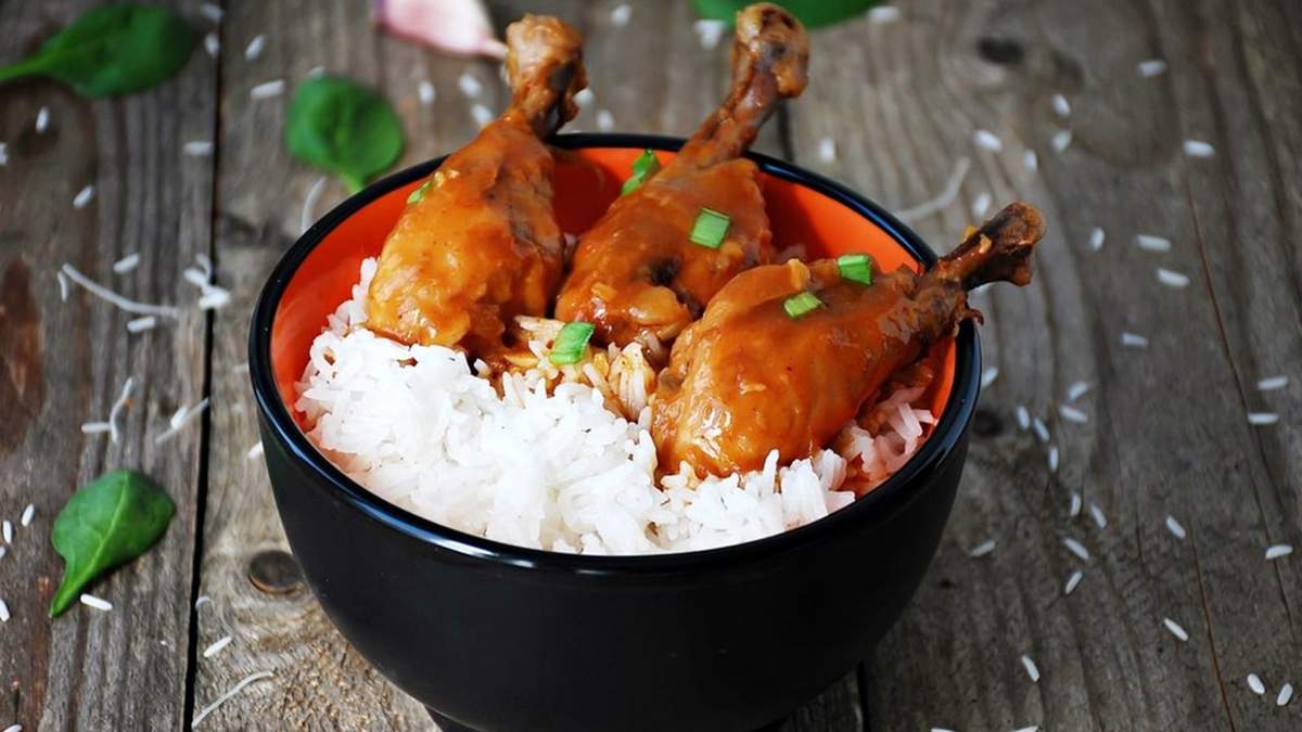 Pollo agridulce. Fuente: (X)