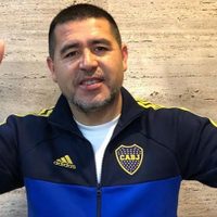 Boca: un refuerzo tapado de Riquelme acordó su llegada