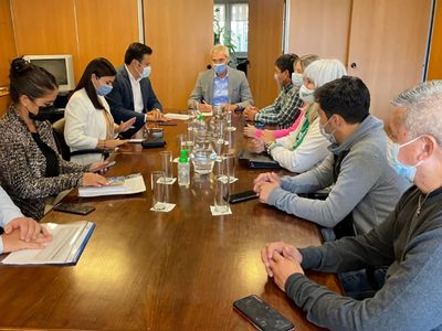Paritarias: Neuquén mejoró la oferta para los estatales y trata de garantizar el inicio de clases
