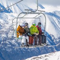 De una manera particular, se inauguró la edición número 50 de la Fiesta de la Nieve en Bariloche