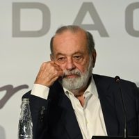 Carlos Slim reprocha que AMLO incumplió su promesa de autorizarle la televisión de paga