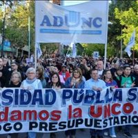 La UNCO en alerta: sin diálogo con el Gobierno, los sindicatos escalan el conflicto universitario