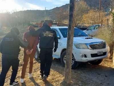 Allanamiento en Chos Malal: desactivan red de venta ilegal de alcohol con entregas por redes sociales