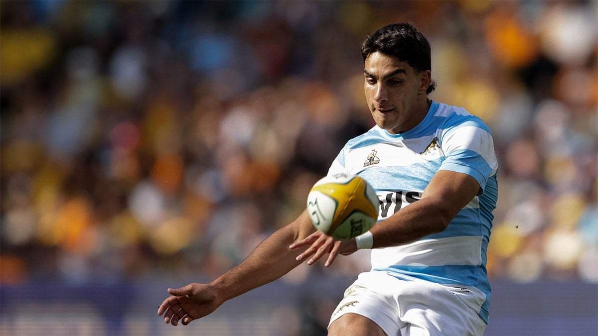 MVP: Sanatiago Carreras con 1 de 1 en conversiones y 7 de 7 en penales.