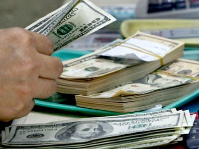 Otra vez en alza: así cotiza el dólar este lunes 8 de junio