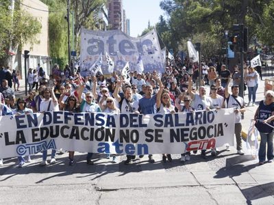 Convocante movilización docente: "El Gobierno es el responsable de que no inicien las clases"