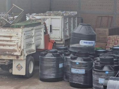 Aseguran camión con despensas en un inmueble de Mexquitic de Carmona, SLP