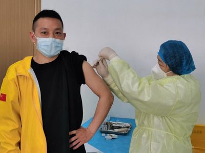 Comenzarán a probar la vacuna china contra el coronavirus en Argentina