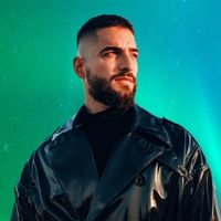 Las reveladoras fotos de Maluma junto a una desconocida avivan los rumores de romance