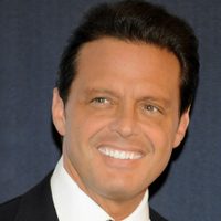 ¡Drástica decisión! Se reveló el oscuro secreto de  Luis Miguel... ¡Su novia rompió el silencio!