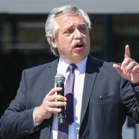 “Nunca el tiempo de la pandemia nos paralizó”: Alberto Fernández encabezó un acto en Guernica