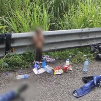 Abandonan a orillas de una carretera un niño migrante de dos años que viajaba en un tractocamión