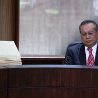 Redes sociales deben regularse en materia electoral: magistrado del TEPJF