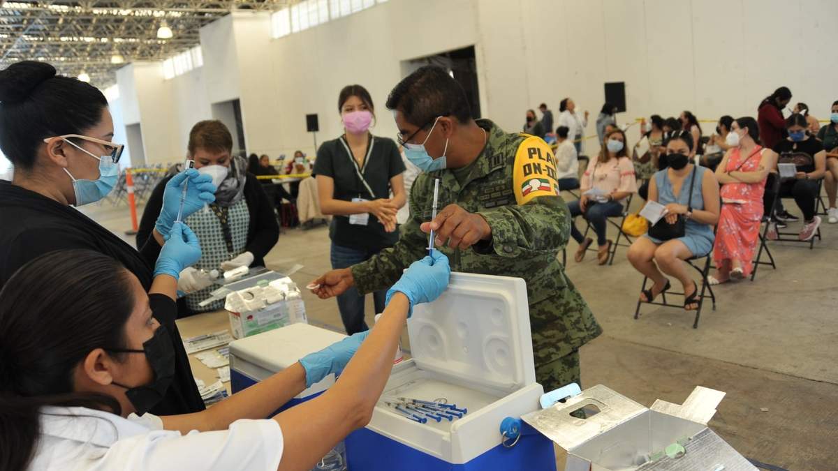 La cantidad de inyecciones aplicadas contra covid-19 suma 31 millones 811 mil 931