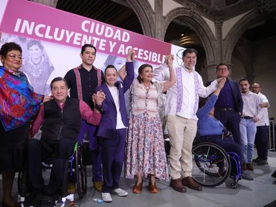 Estas son las propuestas de Clara Brugada para la inclusión plena de personas con discapacidad