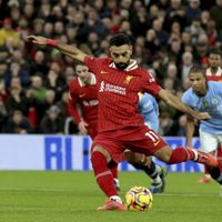 El Liverpool vence 2-0 al Manchester City y se sitúa con nueve puntos de ventaja en la Premier
