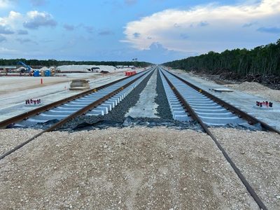 A horas de la inauguración del Tren Maya, denuncian militarización de pueblos del sureste de México