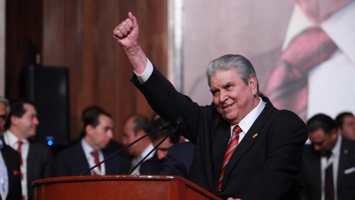 Carlos Aceves del Olmo, Secretario General de la CTM, en La Confederación de Trabajadores de México , durante la celebración del 80 aniversario con trabajadores de todo el país el 24 de Febrero de 2016