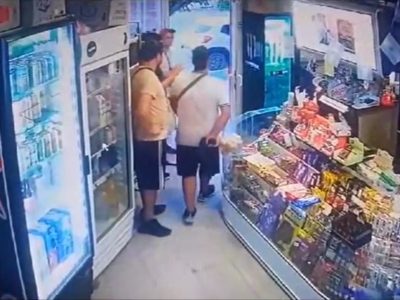 Un violento asalto a un kiosco de Centenario quedó registrado por las cámaras