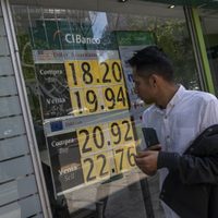 Peso pierde ante fortaleza económica en Estados Unidos